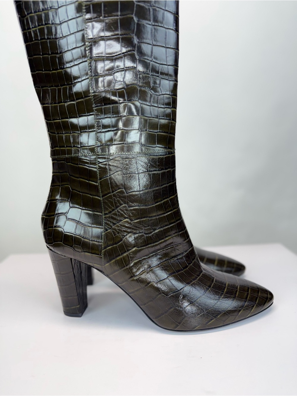 New Longchamp Croc Embossed Leather Knee High Boot Khaki Sz 10 - Picture 3 of 16